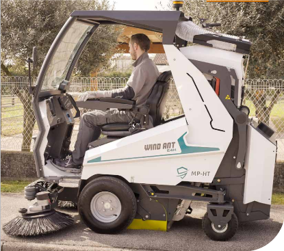 Afbeeldingen van VEEG-/ZUIGMACHINE WIND ANT